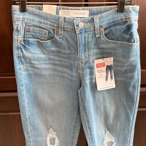 Levi Mid Rise Slim Boyfriend jeans - Picture 14 of 15